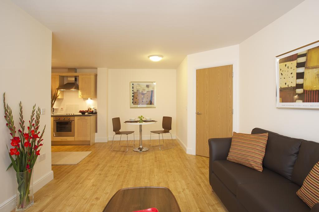 Apartmán Saco Farnborough Farnborough  Pokoj fotografie